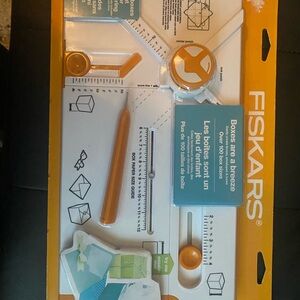 Fiskars Gifting Board